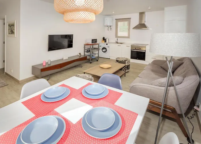 Lanzahost Tabaiba * Costa Teguise