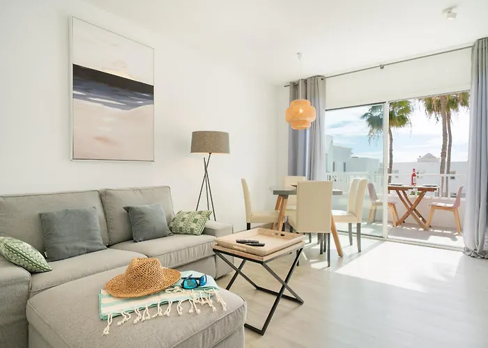 Lanzahost Tabaiba Costa Teguise